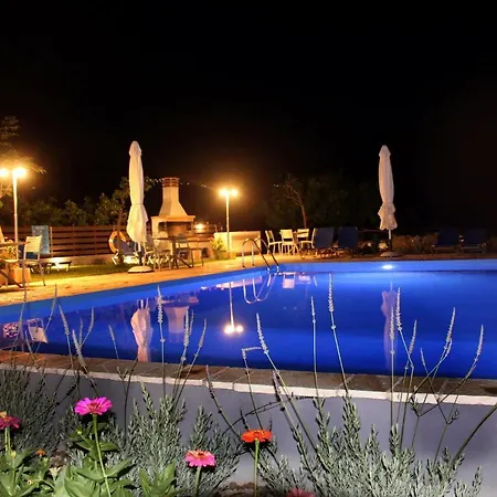Apartahotel George Vasiliki