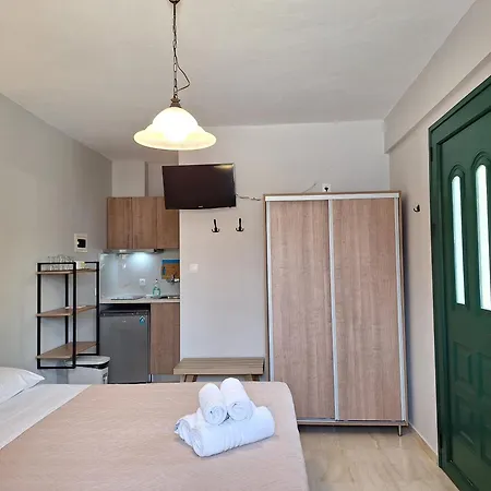 Aparthotel George 3*