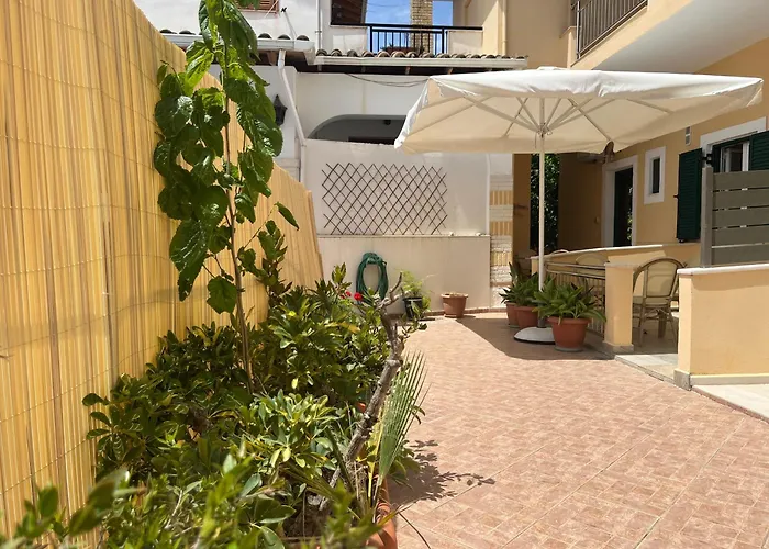 Aparthotel George 3*